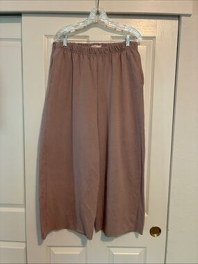 Hanes A-Line Elastic-Waist pants  in Mauve